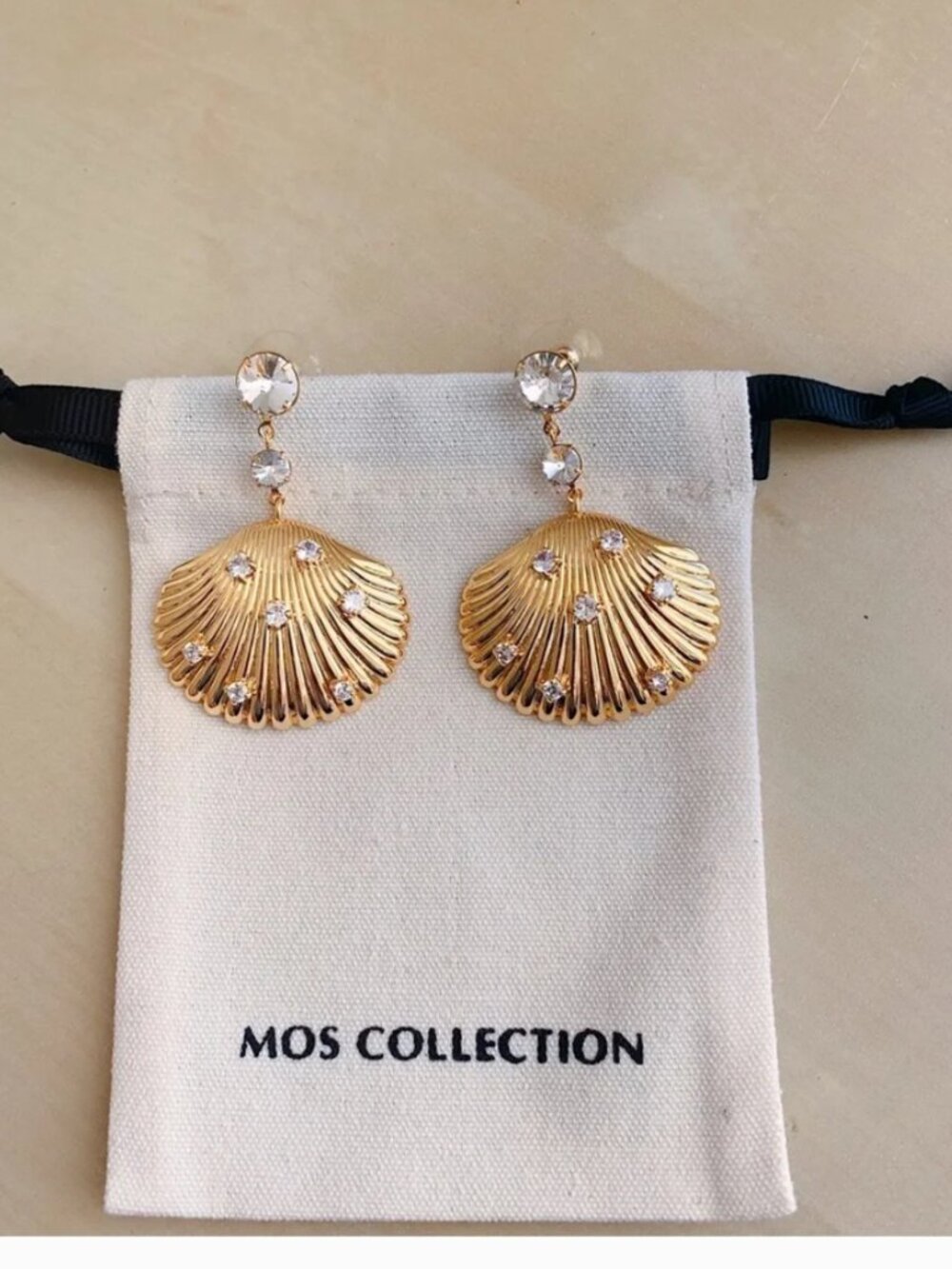MOS Collection Gold Seashell Drop Earrings Rhinestone Statement Earrings - Picture 3 of 5